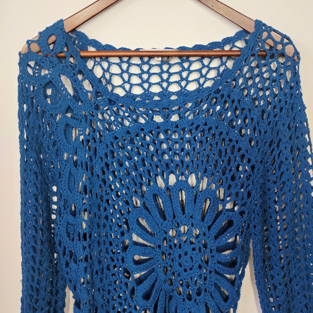 Tempo Paris Asymmetrical Open Knit Top Womens Medium Blue Crochet Boho Lagenlook - Picture 2 of 10